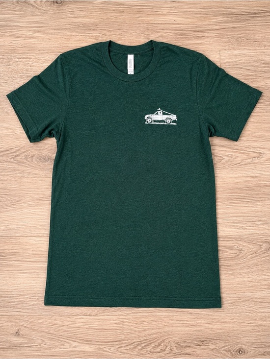 Bella Canvas Other - Bella + Canvas Kauai Hawaii Surf Truck Graphic Tee Green Graphic T Shirt Beach M
